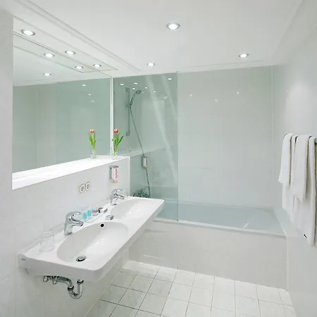 Regent 4* Munich