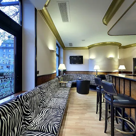 Отель Regent 4*