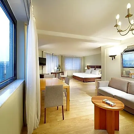 Regent Hotel