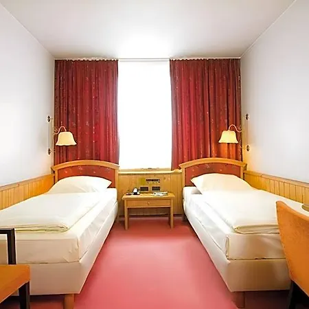 Szálloda Regent 4*