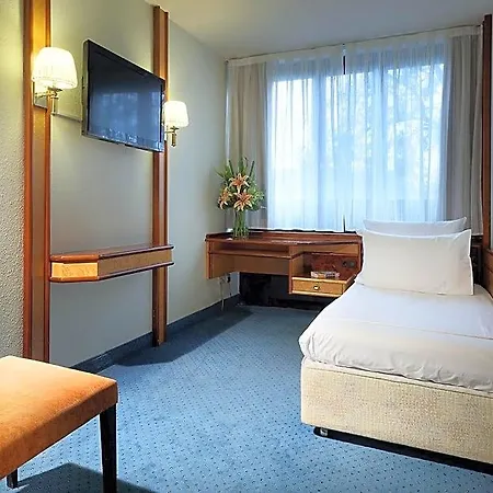 Regent Hotel 4*