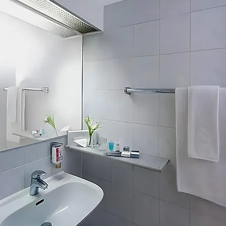 Regent Hotel 4*