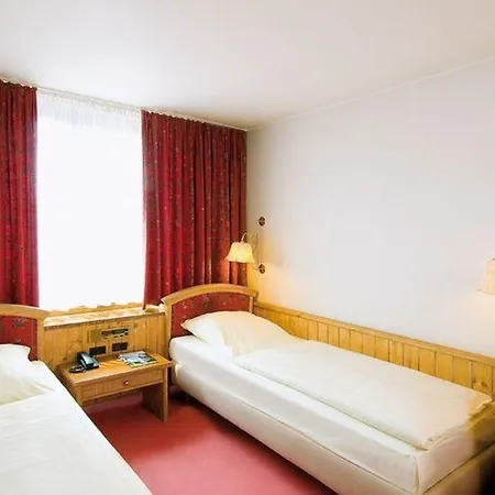 Regent 4*