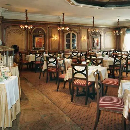 Отель Regent 4*