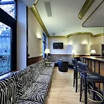 מלון Regent 4*